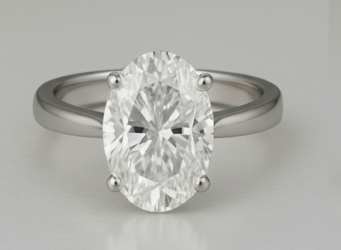 טבעת Solitaire (סוליטר) יוקרתית עם יהלום מרכזי בצורת Oval (אליפסה)